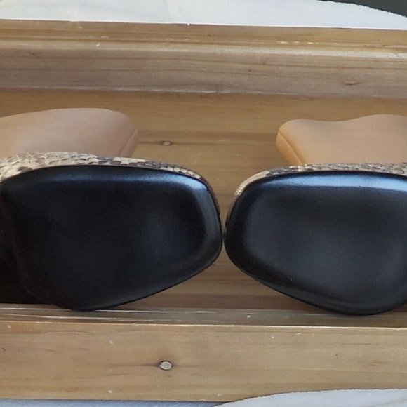 GUCCI “Lillian” Python Camel Brown Ankle Boots with Horsebit Detail;IT39.5/US8 - Picture 7 of 7